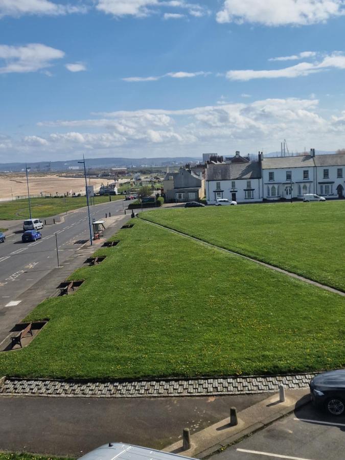 2 The Green, Exceptional Large House, Sea Views Loads Of Bathrooms Seaton Carew Εξωτερικό φωτογραφία