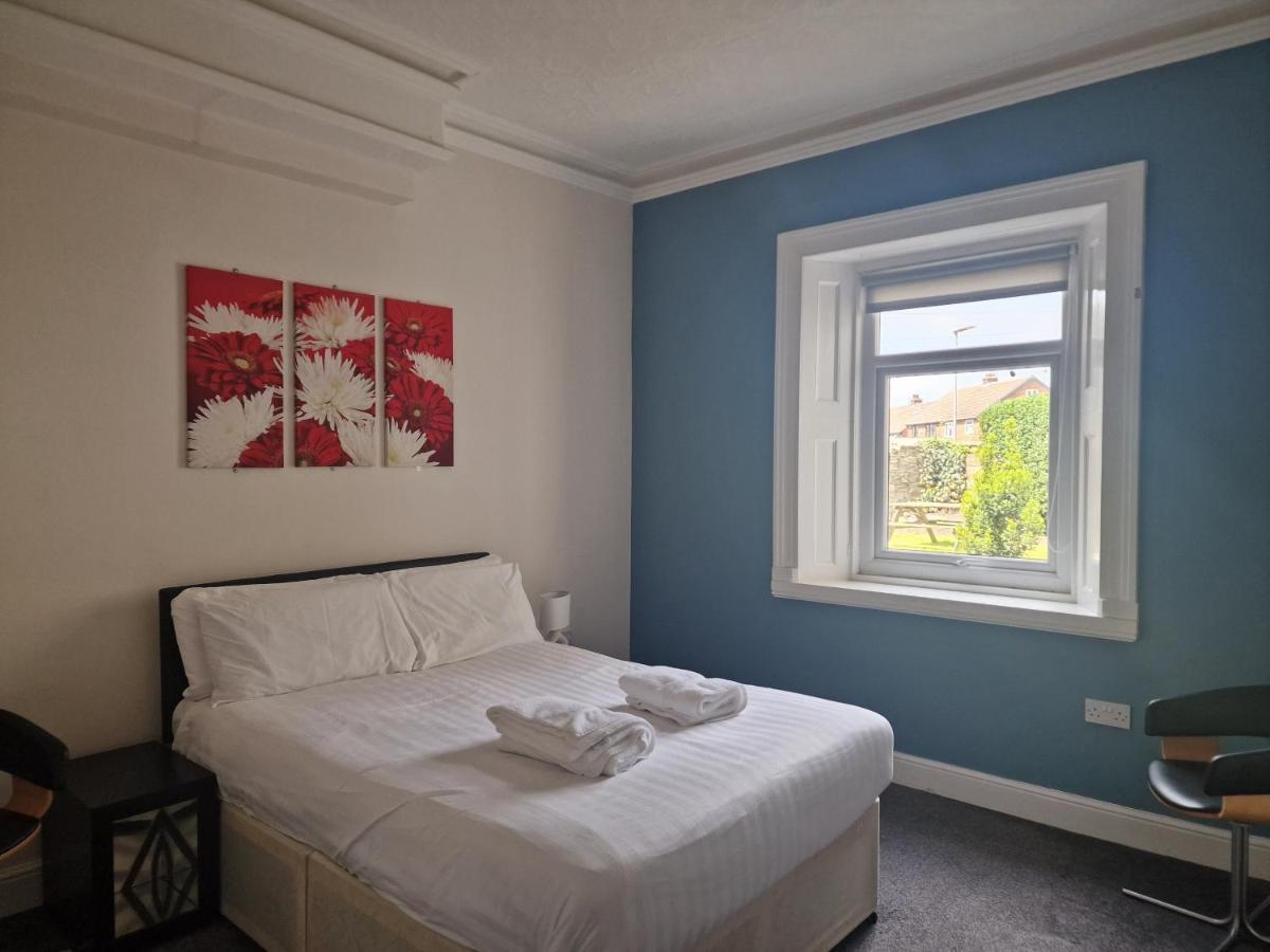 2 The Green, Exceptional Large House, Sea Views Loads Of Bathrooms Seaton Carew Εξωτερικό φωτογραφία