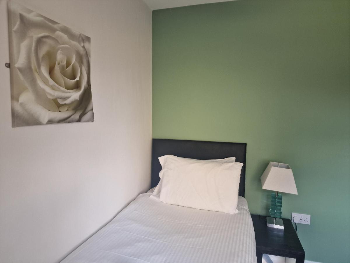 2 The Green, Exceptional Large House, Sea Views Loads Of Bathrooms Seaton Carew Εξωτερικό φωτογραφία
