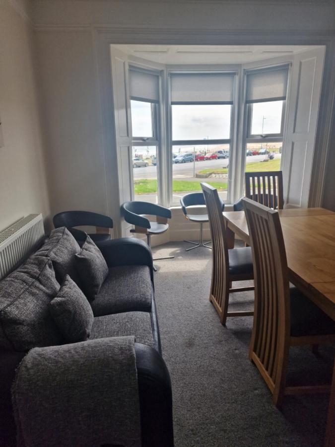 2 The Green, Exceptional Large House, Sea Views Loads Of Bathrooms Seaton Carew Εξωτερικό φωτογραφία