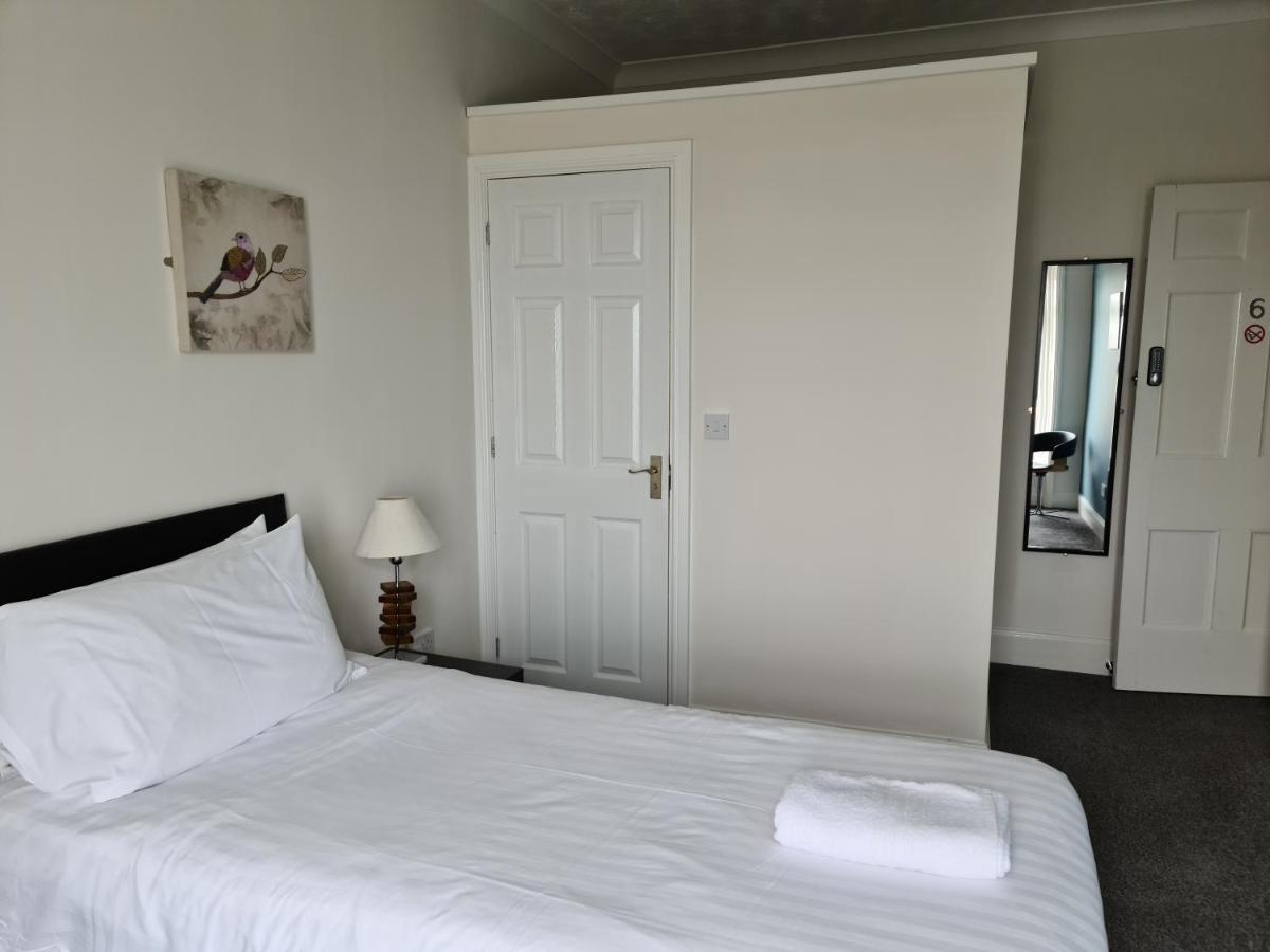 2 The Green, Exceptional Large House, Sea Views Loads Of Bathrooms Seaton Carew Εξωτερικό φωτογραφία